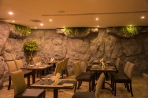 2.Waterfall Restaurant